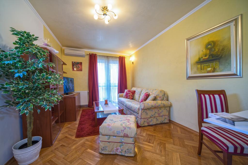 Apartments Anna Омиш Номер фото